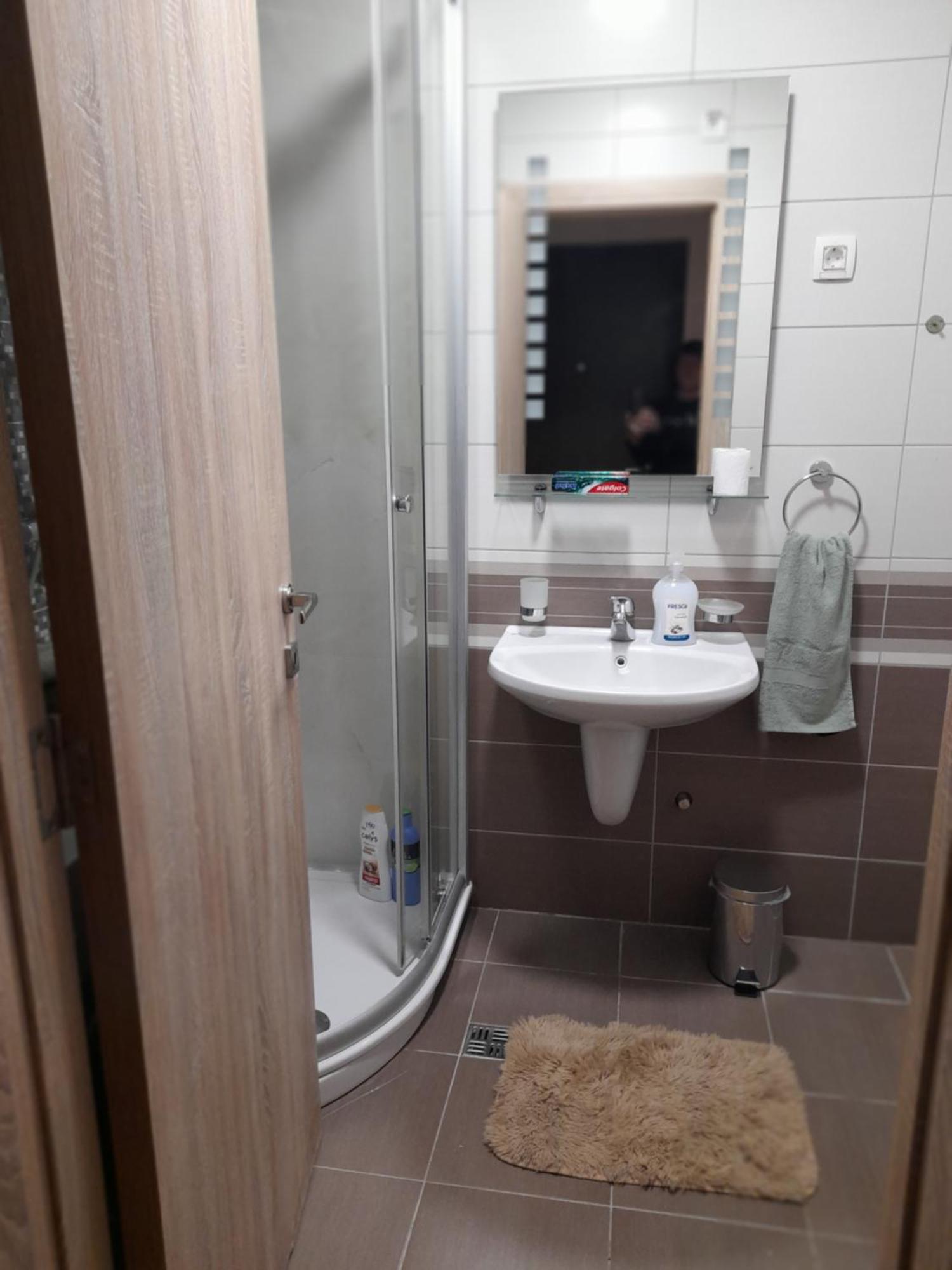 דירות פודגוריצה Ogi Apartman מראה חיצוני תמונה
