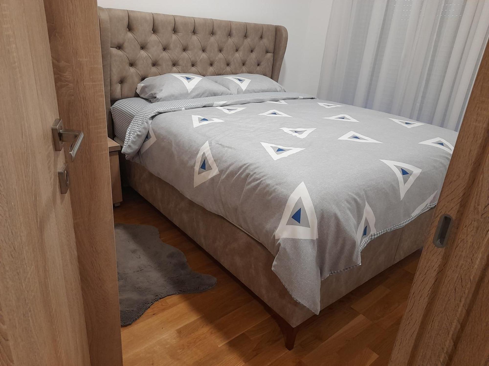 דירות פודגוריצה Ogi Apartman מראה חיצוני תמונה